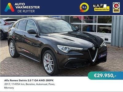Zwart (metallic) Gebruikt 2017 Alfa Romeo Stelvio SUV | € 29.950 (Duur)