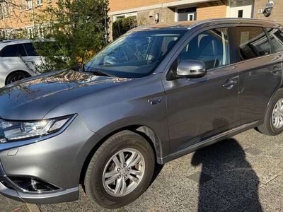 Mitsubishi Outlander P-HEV