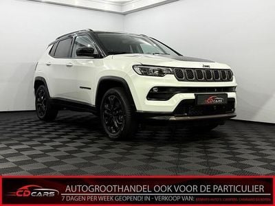Wit (metallic) Occasion 2022 Jeep Compass SUV | € 24.450 (Goede deal)