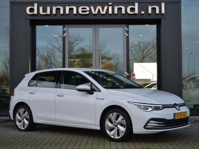 tweedehands VW Golf VIII 1.5 TSI *STYLE*CLIMA*SFEER*CARPLAY*BTW