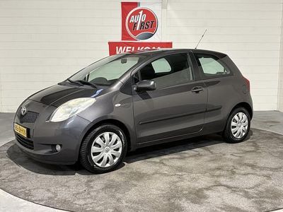 Grijs Occasion 2008 Toyota Yaris Sol Hatchback | € 5.450 (Eerlijke prijs)