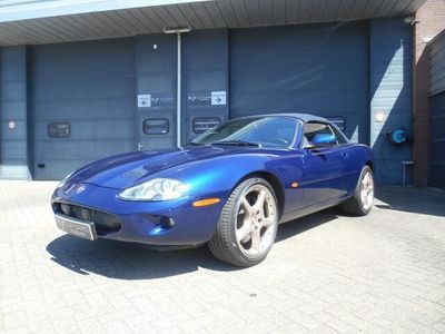 Jaguar XKR