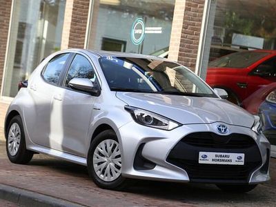 Zilver Gebruikt 2021 Toyota Yaris Active Hatchback | € 17.450 (Eerlijke prijs)