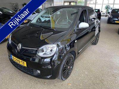 Gebruikt 2022 Renault Twingo Urban Night Hatchback | € 18.950