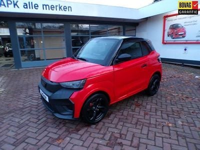 Rood Nieuw 2026 Ligier JS50 Hatchback | € 17.995