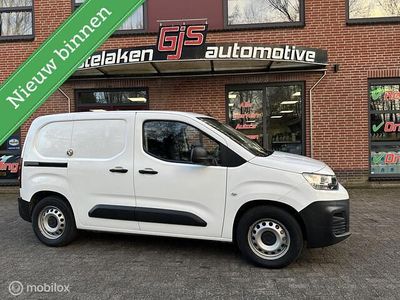 Wit Occasion 2022 Citroën Berlingo MPV | € 13.499