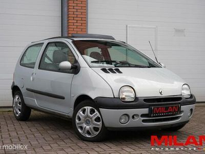 tweedehands Renault Twingo 1.2 ZUINIG NWE APK PANODAK LEUKE STARTERS AUTO