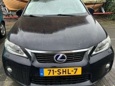 Lexus CT200h