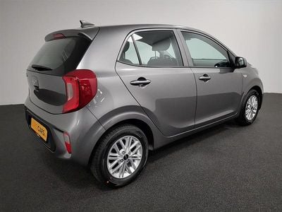 Grijs Occasion 2022 Kia Picanto Hatchback | € 15.440 (Eerlijke prijs)