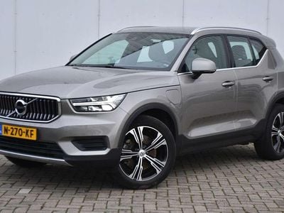 Grijs Gebruikt 2021 Volvo XC40 Inscription SUV | € 30.900 (Eerlijke prijs)