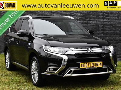 Zwart Occasion 2020 Mitsubishi Outlander P-HEV Edition SUV | € 22.925 (Eerlijke prijs)