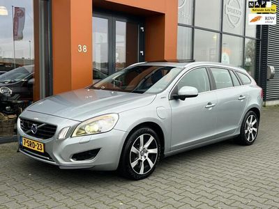 tweedehands Volvo V60 2.4 D6 AWD Plug-In Hybrid Summum, ACC, Schuifdak
