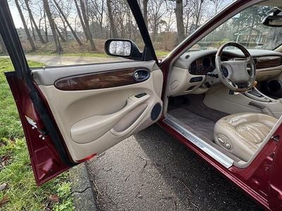 Rood Gebruikt 1999 Jaguar XJ Executive Sedan | € 4.950 (Super prijs)