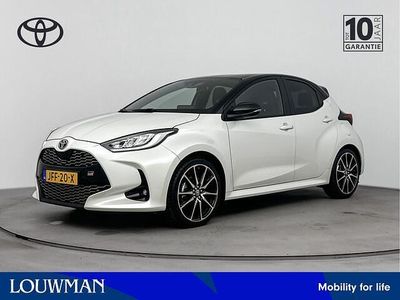 Wit Occasion 2022 Toyota Yaris Limited Hatchback | € 24.645 (Eerlijke prijs)