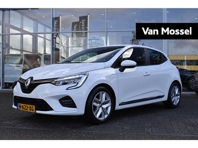 Wit Occasion 2020 Renault Clio V Zen Hatchback | € 12.445 (Eerlijke prijs)