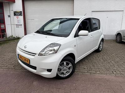 Wit Gebruikt 2009 Daihatsu Sirion Hatchback | € 4.850 (Duur)