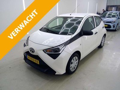 Wit Occasion 2020 Toyota Aygo Hatchback | € 10.950 (Eerlijke prijs)