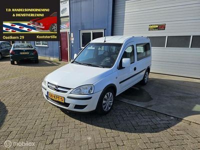 tweedehands Opel Combo TOUR 1.4-16V Selection 5 persoons Benzine