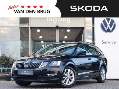 Zwart Occasion 2019 Skoda Octavia Executive Stationwagen | € 18.450 (Eerlijke prijs)