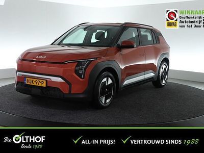 Oranje Occasion 2025 Kia EV3 Air SUV | € 32.500 (Eerlijke prijs)