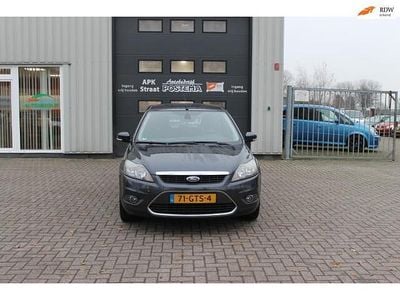 Grijs Gebruikt 2008 Ford Focus Titanium Hatchback | € 1.699 (Goede deal)