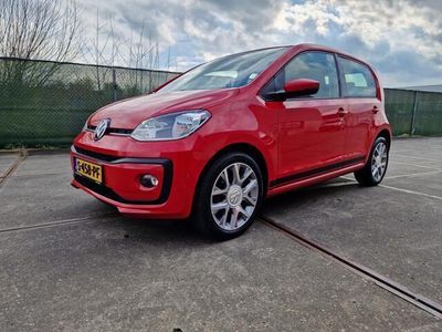 tweedehands VW up! Red edition