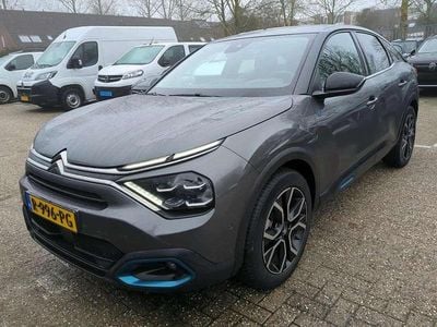 Grijs Occasion 2022 Citroën e-C4 Shine SUV | € 16.600 (Eerlijke prijs)