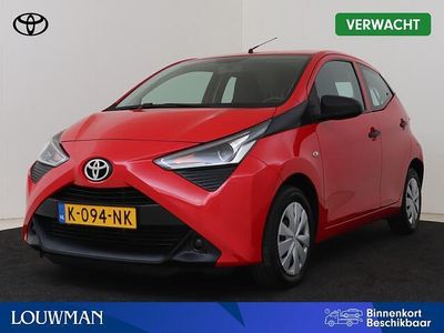 Rood Occasion 2021 Toyota Aygo Hatchback | € 9.945 (Eerlijke prijs)