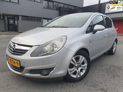 Occasion Opel Corsa Edition 95 PK (69 kW) 2010 Grijs Hatchback