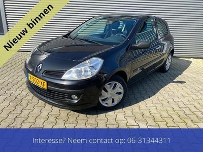 tweedehands Renault Clio 1.2-16V Rip Curl Nieuwe Apk Airco