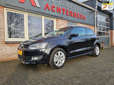 Zwart Gebruikt 2011 VW Polo Highline Hatchback | € 4.750 (Goede deal)