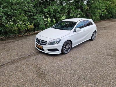 Wit Gebruikt 2013 Mercedes A180 Stationwagen | € 11.500