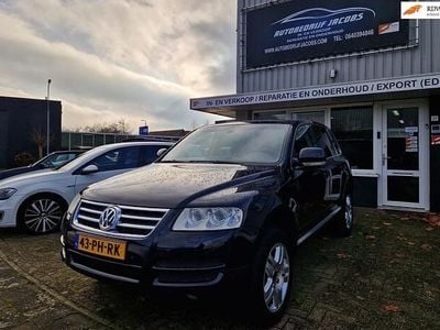 Zwart (metallic) Gebruikt 2004 VW Touareg SUV | € 5.650 (Duur)