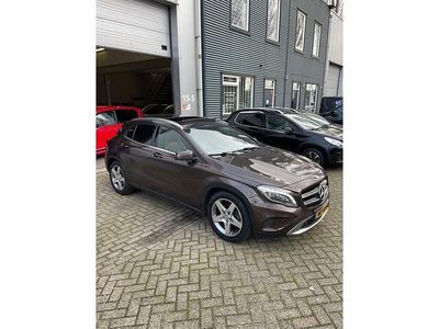Bruin Gebruikt 2014 Mercedes GLA200 Edition 1 SUV | € 8.950 (Iets duurder)