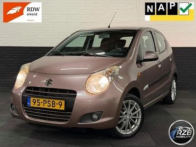 Bruin Gebruikt 2011 Suzuki Alto Exclusive Hatchback | € 3.645 (Eerlijke prijs)