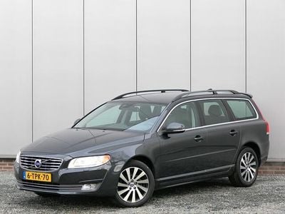 Grijs (metallic) Occasion 2014 Volvo V70 Stationwagen | € 15.999 (Iets duurder)
