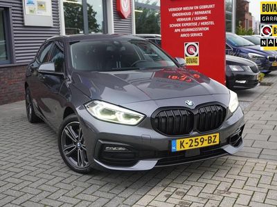 Grijs Gebruikt 2020 BMW 118 Executive Hatchback | € 20.990 (Eerlijke prijs)