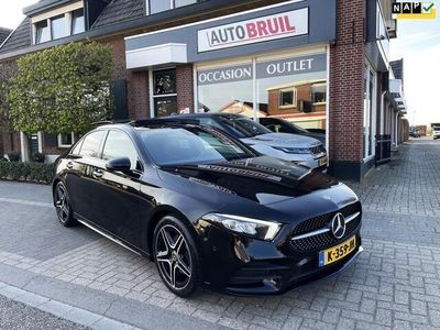 Zwart Gebruikt 2021 Mercedes A200 Premium Sedan | € 21.750 (Iets duurder)
