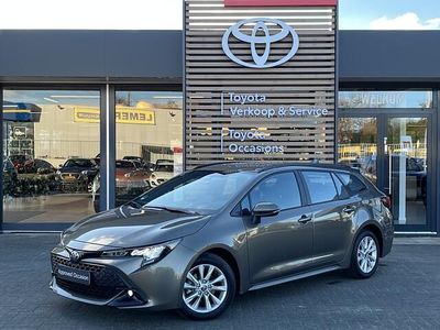 Groen Occasion 2023 Toyota Corolla Active Stationwagen | € 23.950 (Eerlijke prijs)
