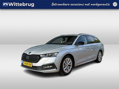 Grijs Occasion 2023 Skoda Octavia Business Line Stationwagen | € 22.950 (Eerlijke prijs)