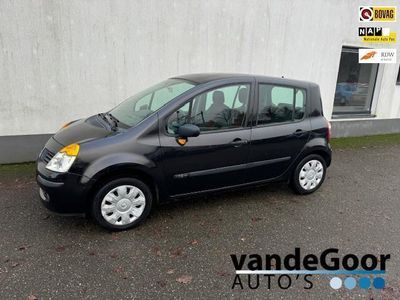 Zwart Occasion 2005 Renault Modus Authentique MPV | € 1.950 (Eerlijke prijs)