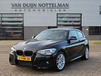 Zwart Gebruikt 2014 BMW 116 Executive Hatchback | € 15.950 (Duur)