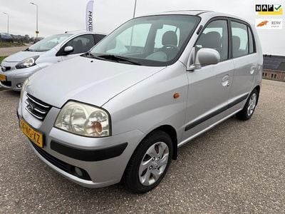 Occasion Hyundai Atos Dynamiq 59 PK (43 kW) 2003 Grijs Hatchback