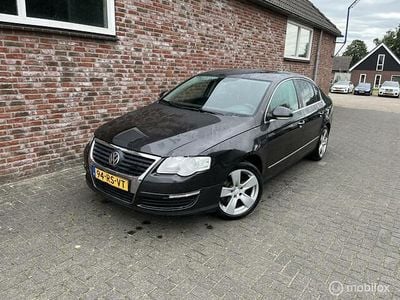 Zwart Gebruikt 2005 VW Passat Sportline Sedan | € 3.250 (Iets duurder)