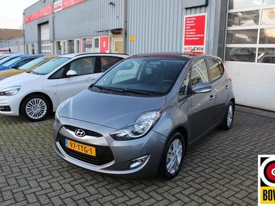 Grijs Gebruikt 2012 Hyundai ix20 Hatchback | € 5.900