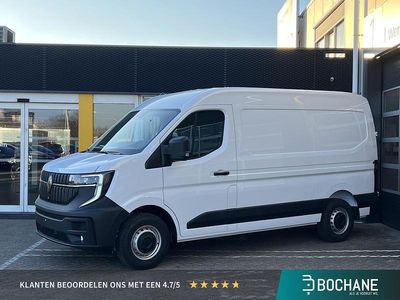 Wit Occasion 2024 Renault Master Van | € 37.510