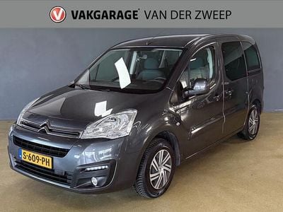 Grijs Occasion 2017 Citroën Berlingo XTR MPV | € 12.950 (Duur)