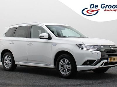 Wit Occasion 2020 Mitsubishi Outlander P-HEV SUV | € 17.950 (Super prijs)