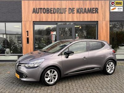 Grijs Occasion 2016 Renault Clio IV LIMITED Hatchback | € 6.650 (Eerlijke prijs)