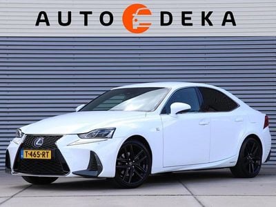 Lexus IS300h